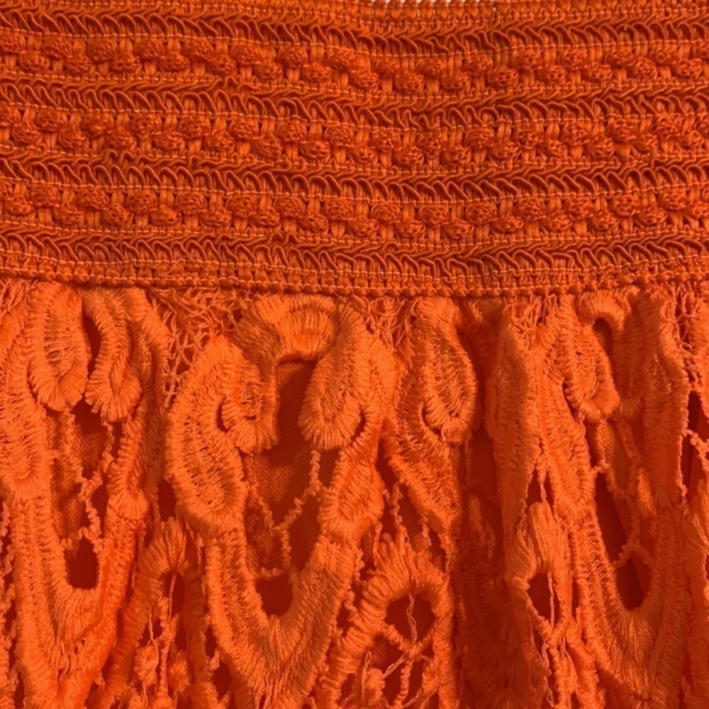 ROMEO & Juliet Skirt Orange Crocheted - Picture 3 of 7